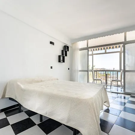 Ct 336 - Faro's Carvajal Beachstudio - Frontline